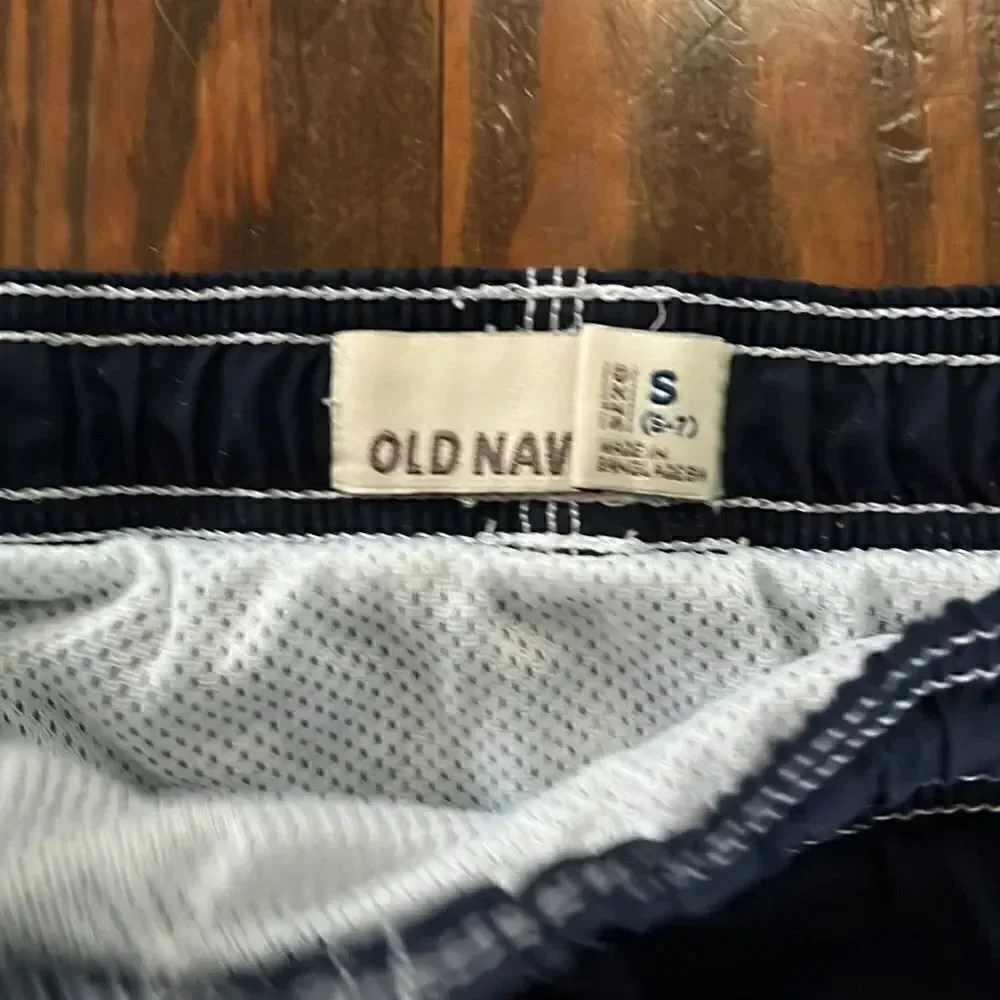 Old Navy boys swim trunks Size S
